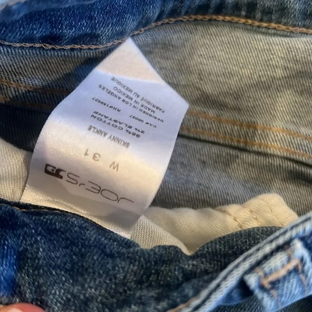 Joe’s Skinny Ankle Stretchy Jeans Size 31